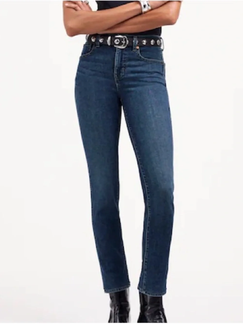 Madewell Mid-Rise Stovepipe Jeans in Deming Wash